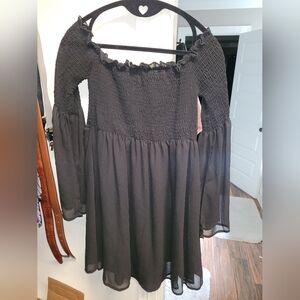 Black Off-Shoulder Women's Top/Minidress